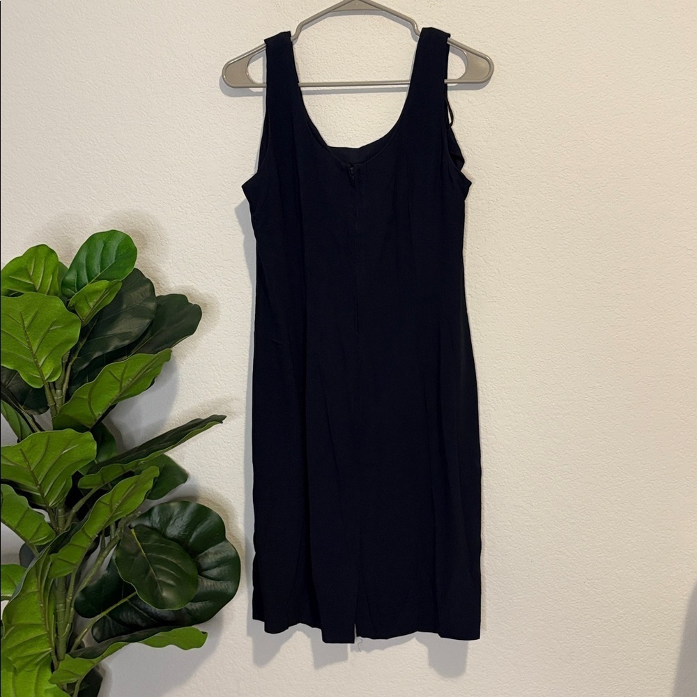 Vintage John Robert’s navy blue shift dress - Picture 3 of 5